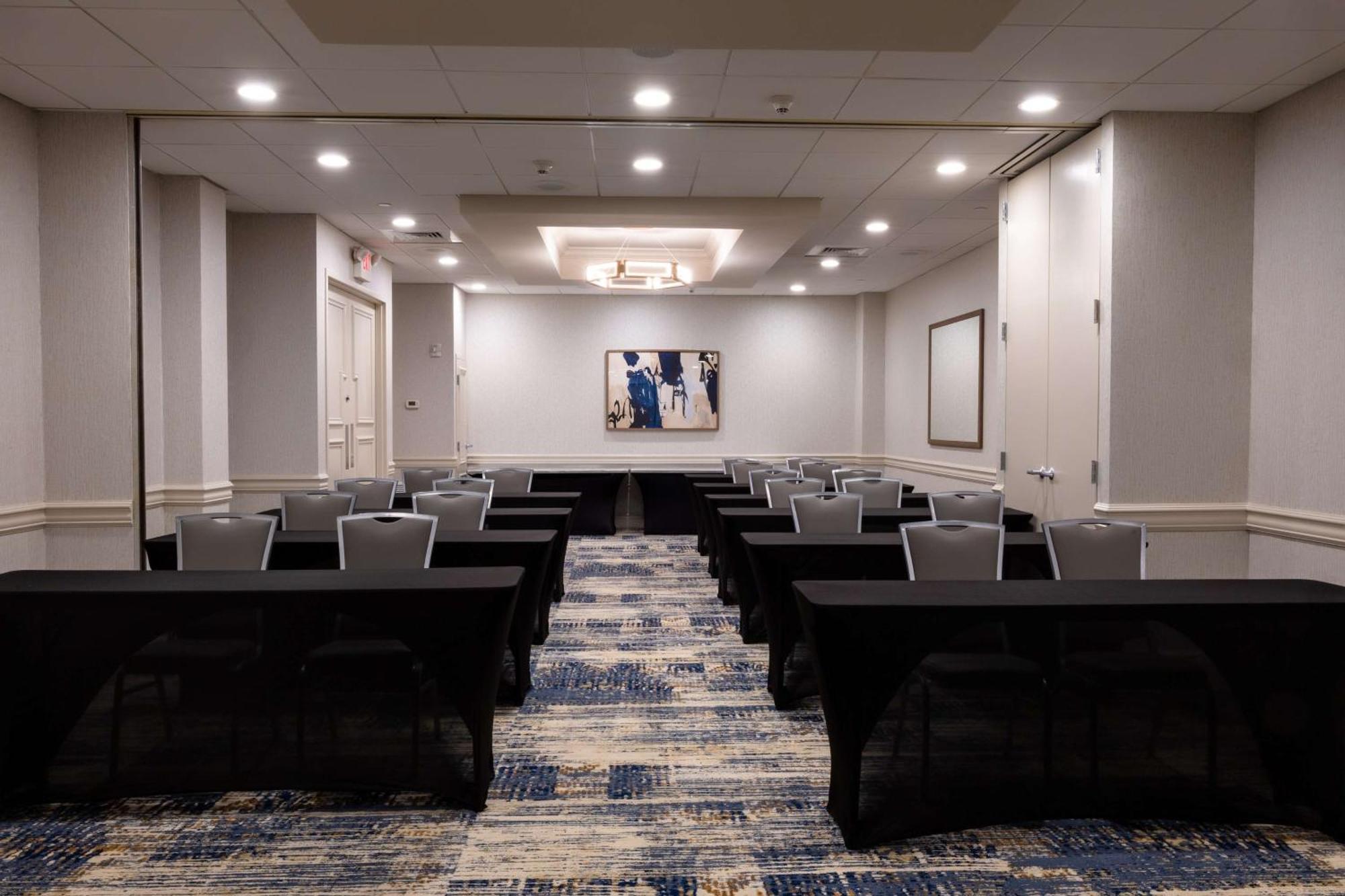 Doubletree By Hilton Tinton Falls-Eatontown Esterno foto