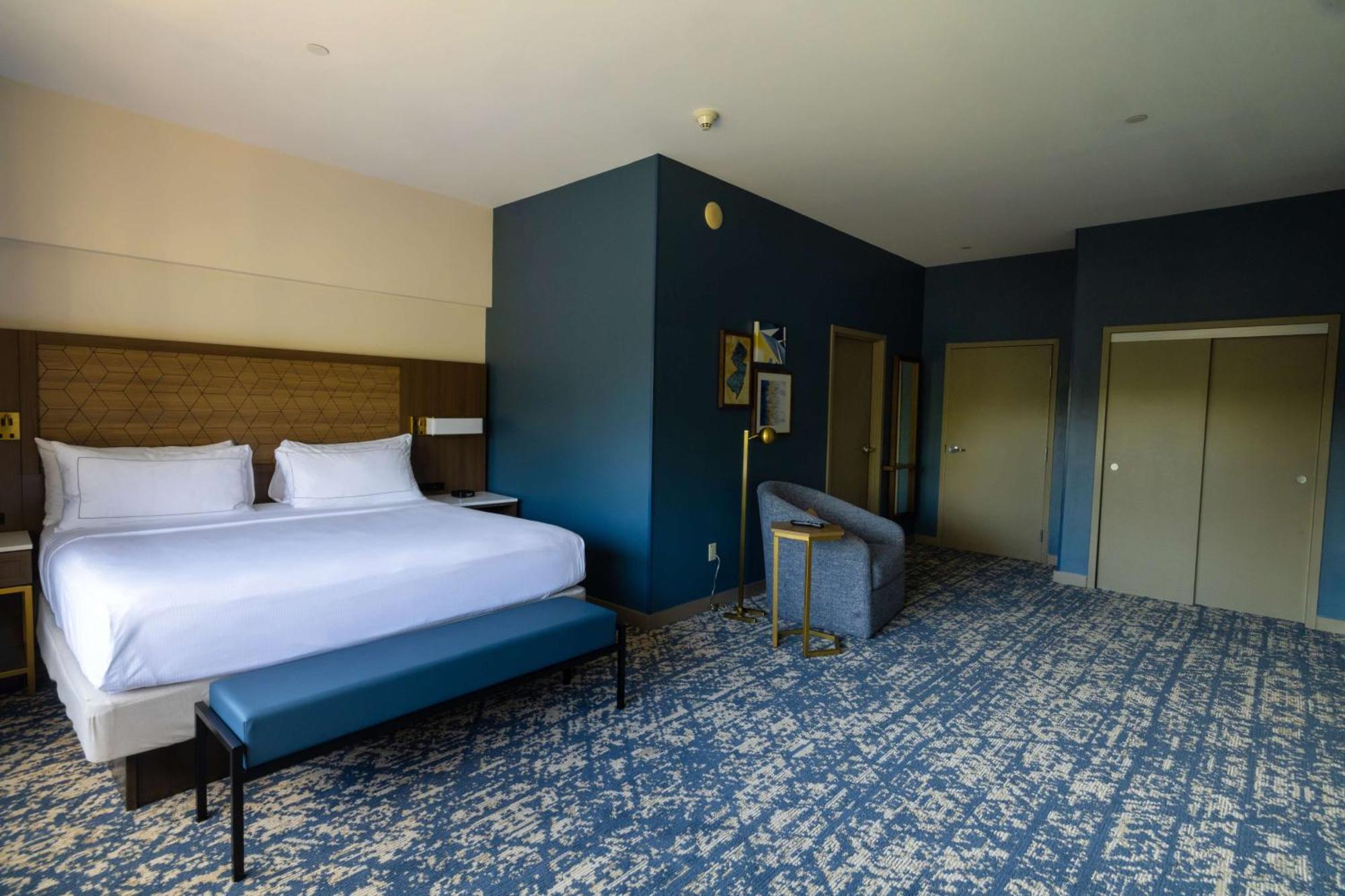 Doubletree By Hilton Tinton Falls-Eatontown Esterno foto