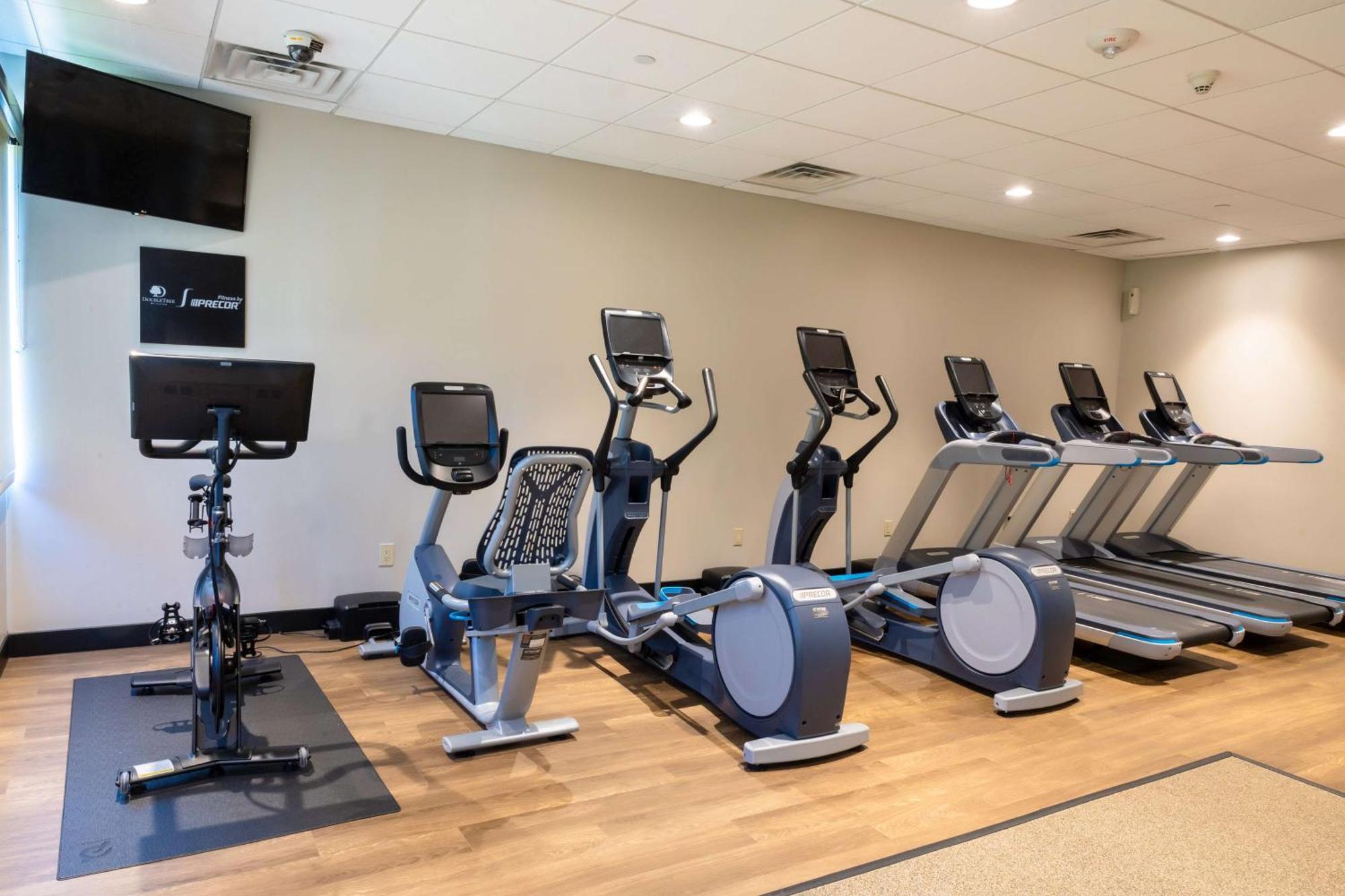 Doubletree By Hilton Tinton Falls-Eatontown Esterno foto