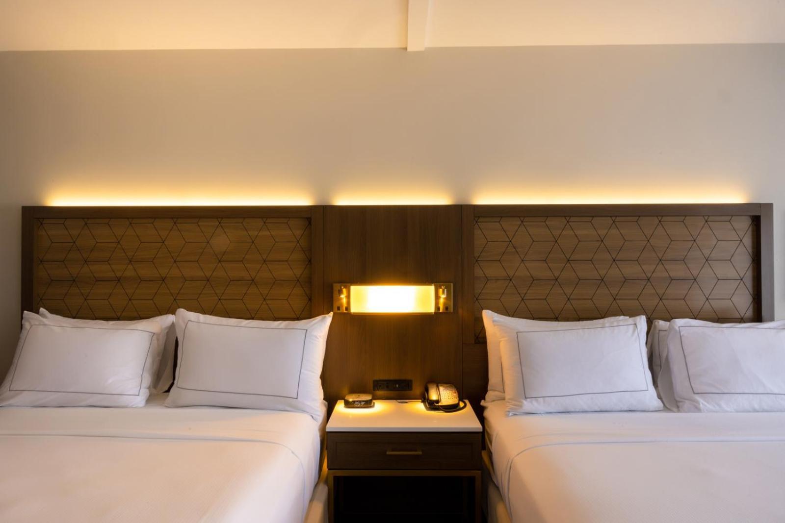 Doubletree By Hilton Tinton Falls-Eatontown Esterno foto