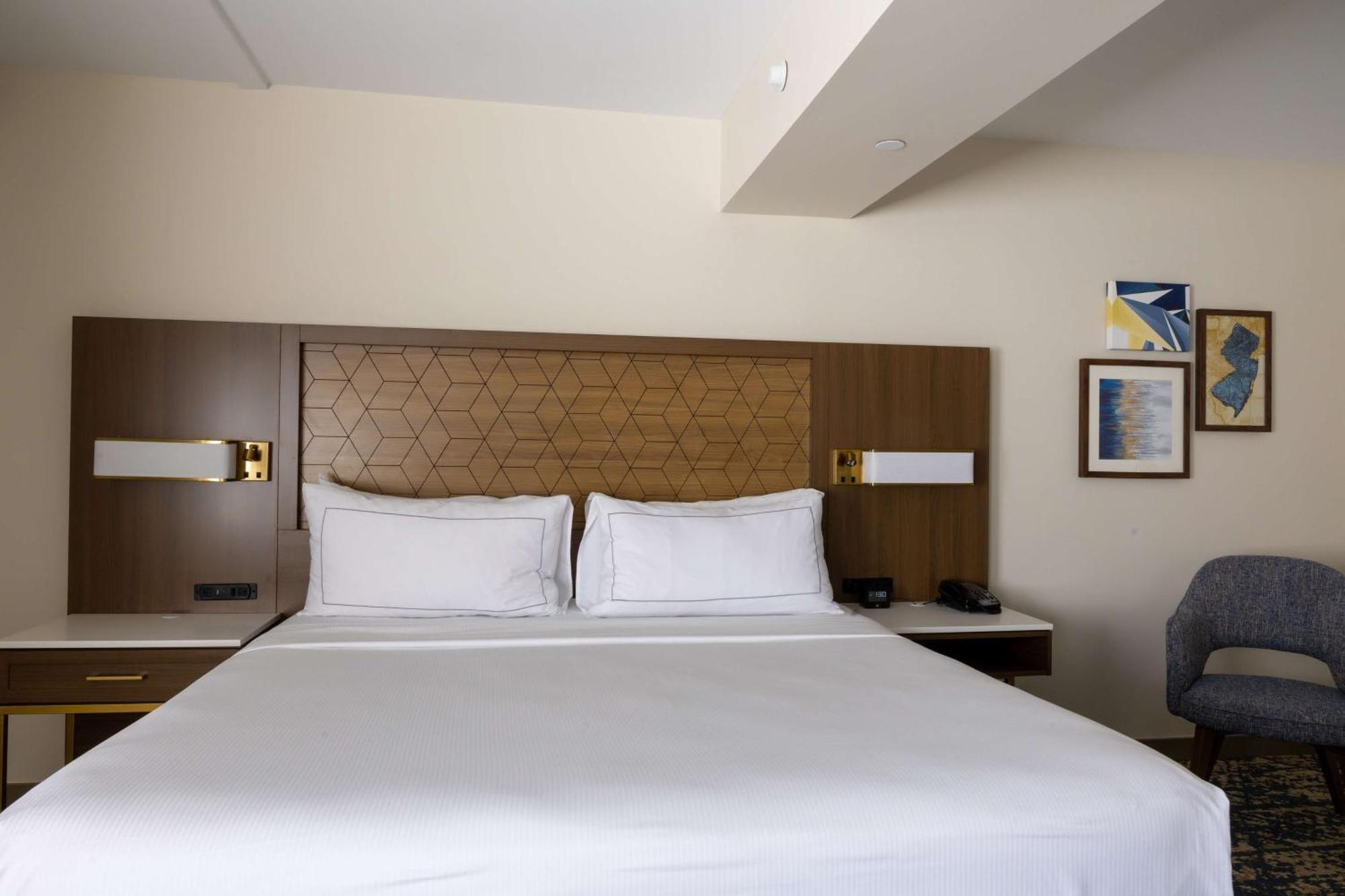 Doubletree By Hilton Tinton Falls-Eatontown Esterno foto